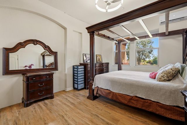 11875 Gidaro Dr, Elk Grove, CA 95624