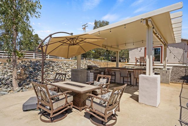 11875 Gidaro Dr, Elk Grove, CA 95624