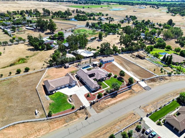 11875 Gidaro Dr, Elk Grove, CA 95624