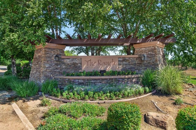 11875 Gidaro Dr, Elk Grove, CA 95624