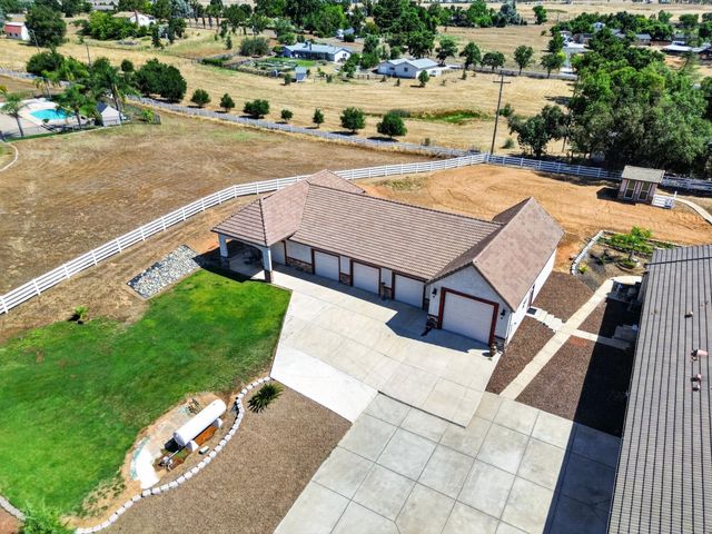 11875 Gidaro Dr, Elk Grove, CA 95624