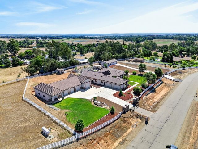 11875 Gidaro Dr, Elk Grove, CA 95624