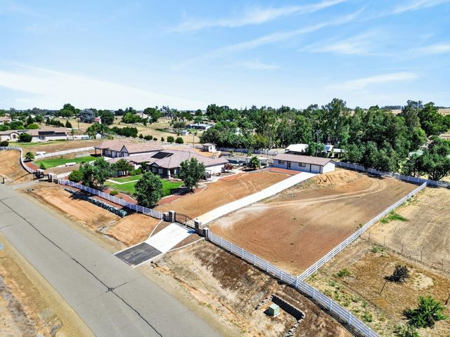 11875 Gidaro Dr, Elk Grove, CA 95624