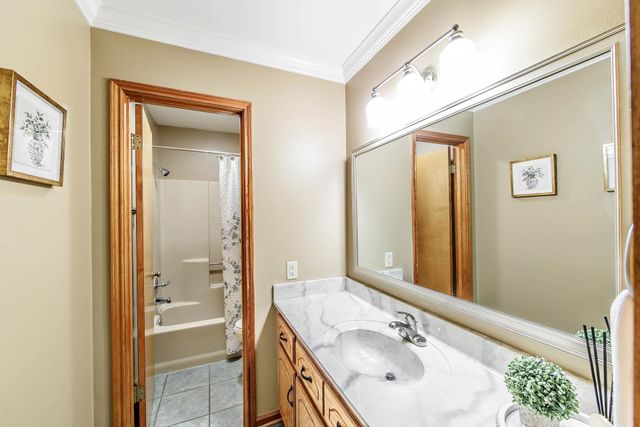 251 Lake Crescent Circle, Houma, LA 70359