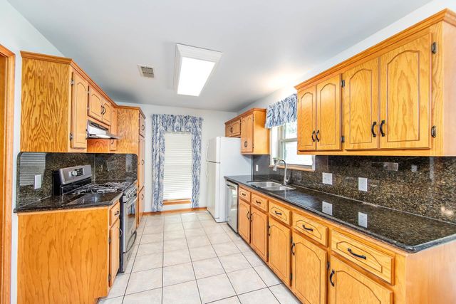 251 Lake Crescent Circle, Houma, LA 70359