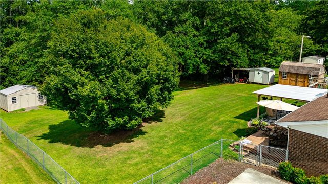 427 Pelzer Highway, Easley, SC 29642