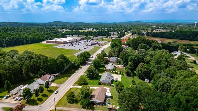 427 Pelzer Highway, Easley, SC 29642
