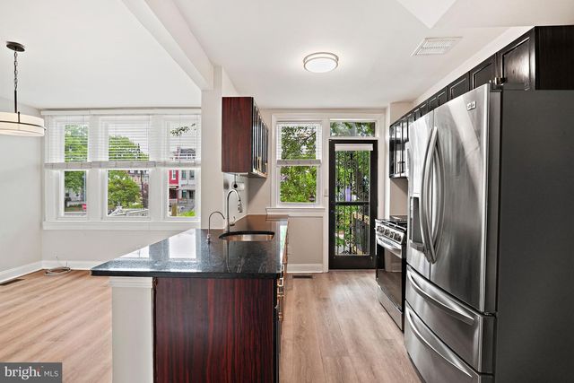 151 RHODE ISLAND AVE NE, Washington, DC 20002