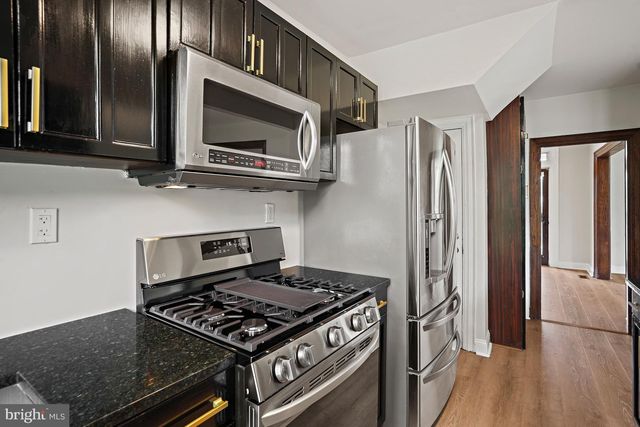 151 RHODE ISLAND AVE NE, Washington, DC 20002