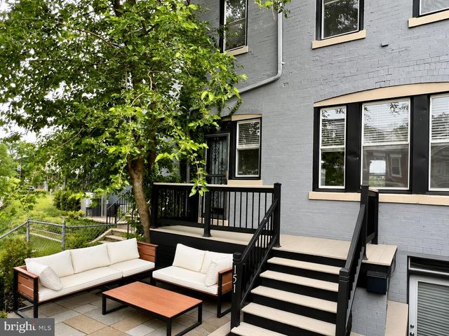 151 RHODE ISLAND AVE NE, Washington, DC 20002