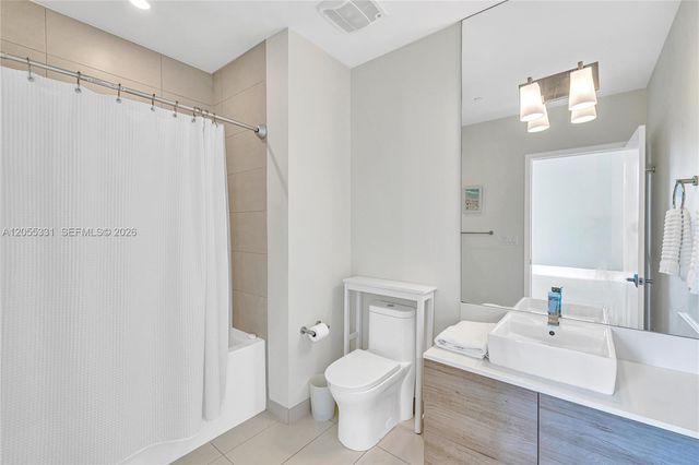 10201 E Bay Harbor Drive 203, Bay Harbor Islands, FL 33154