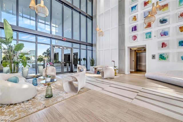 10201 E Bay Harbor Drive 203, Bay Harbor Islands, FL 33154