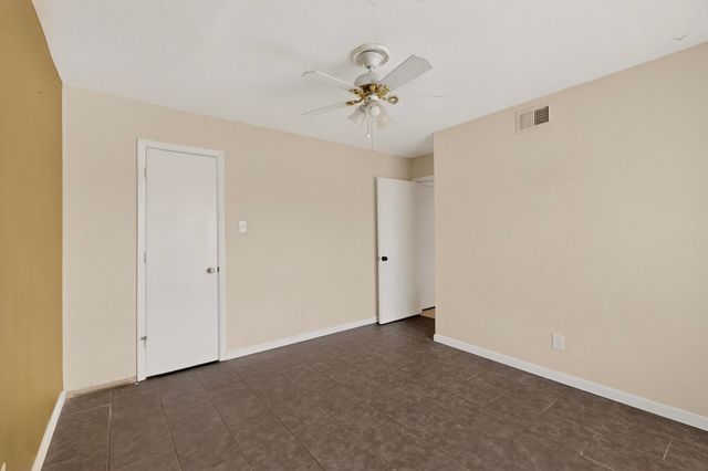 1025 Turtle Lake Boulevard 111, Irving, TX 75060