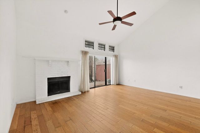 1025 Turtle Lake Boulevard 111, Irving, TX 75060