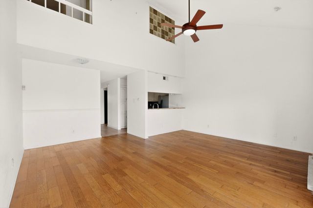 1025 Turtle Lake Boulevard 111, Irving, TX 75060