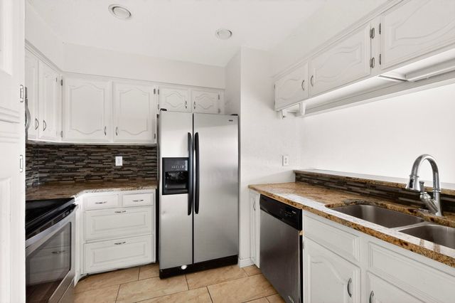 1025 Turtle Lake Boulevard 111, Irving, TX 75060