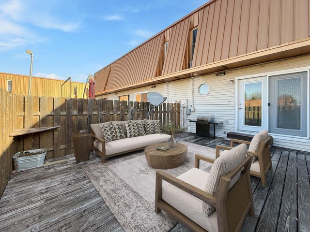 336 13th Avenue E, West Fargo, ND 58078