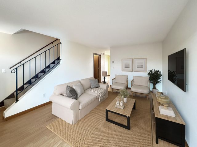 336 13th Avenue E, West Fargo, ND 58078