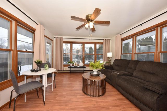 1636 W Fairfield COURT, Glendale, WI 53209