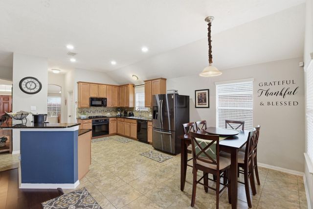 2821 Chinaberry Park Lane, League City, TX 77573