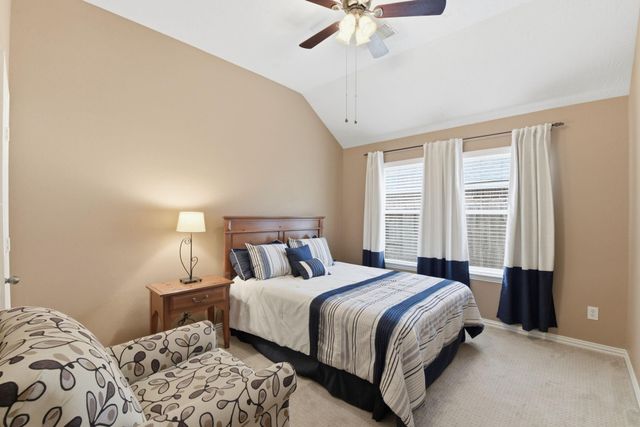 2821 Chinaberry Park Lane, League City, TX 77573