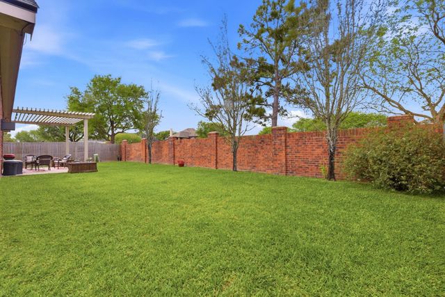 2821 Chinaberry Park Lane, League City, TX 77573