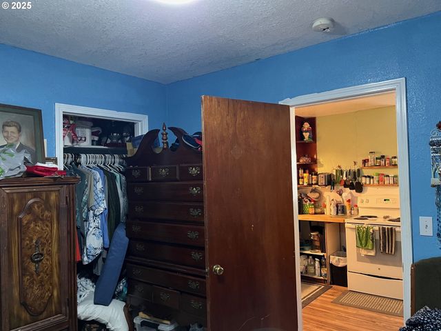 776 E FOURTH Ave, Sutherlin, OR 97479