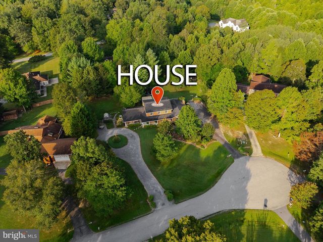 10665 HORSESHOE CT, La Plata, MD 20646