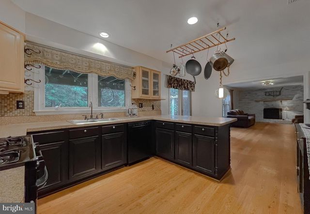 10665 HORSESHOE CT, La Plata, MD 20646