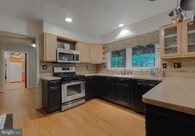 10665 HORSESHOE CT, La Plata, MD 20646