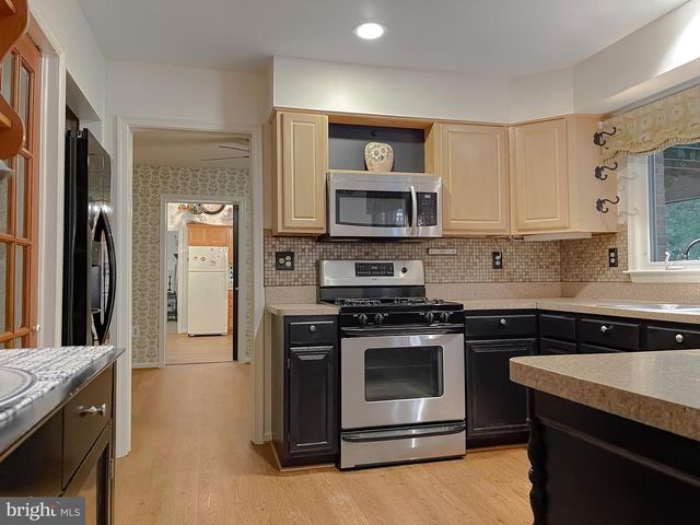 10665 HORSESHOE CT, La Plata, MD 20646