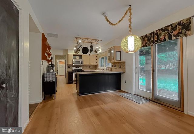 10665 HORSESHOE CT, La Plata, MD 20646