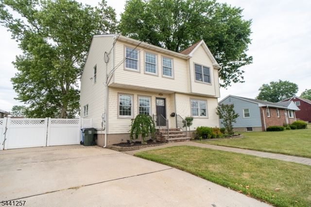 130 Loretta St, Woodbridge Twp., NJ 08861