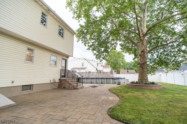 130 Loretta St, Woodbridge Twp., NJ 08861