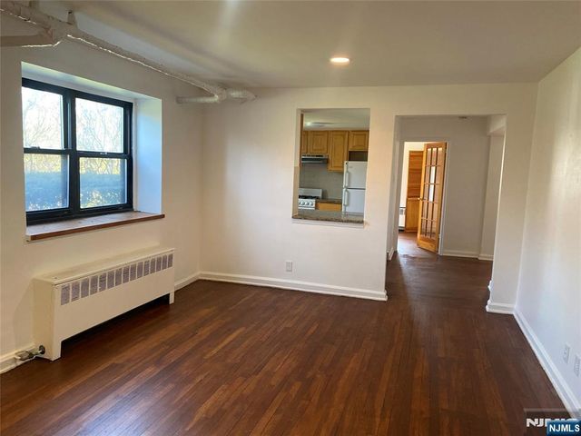 2329 Hudson G2C, Fort Lee, NJ 07024