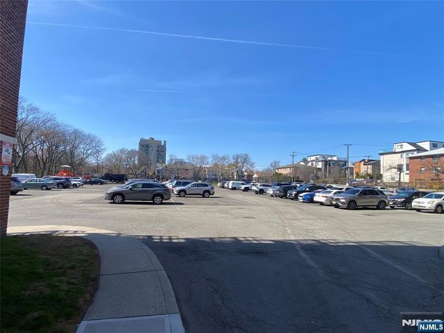 2329 Hudson G2C, Fort Lee, NJ 07024