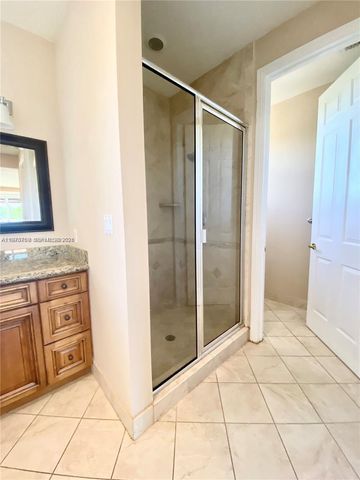 1117 SW 1st st 1129, Fort Lauderdale, FL 33312