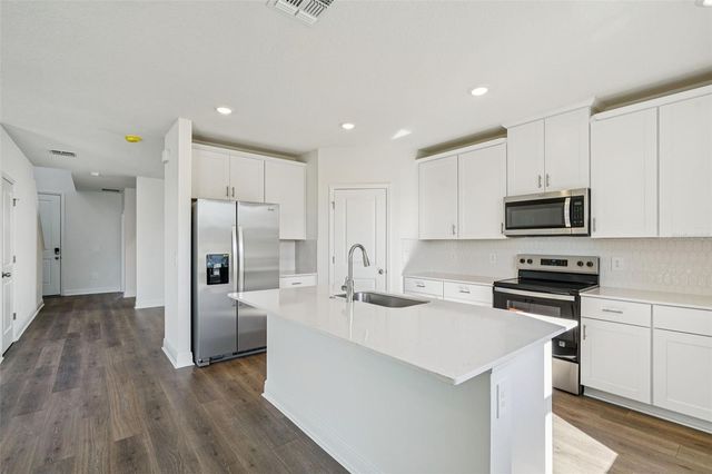 843 SUNSHOWER DRIVES, Haines City, FL 33844