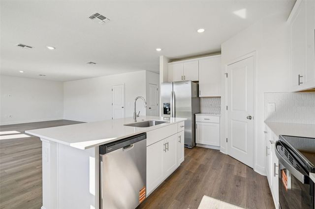 843 SUNSHOWER DRIVES, Haines City, FL 33844