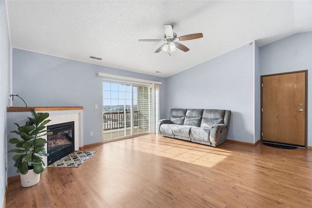 3110 Wilson Avenue SW 11, Cedar Rapids, IA 52404