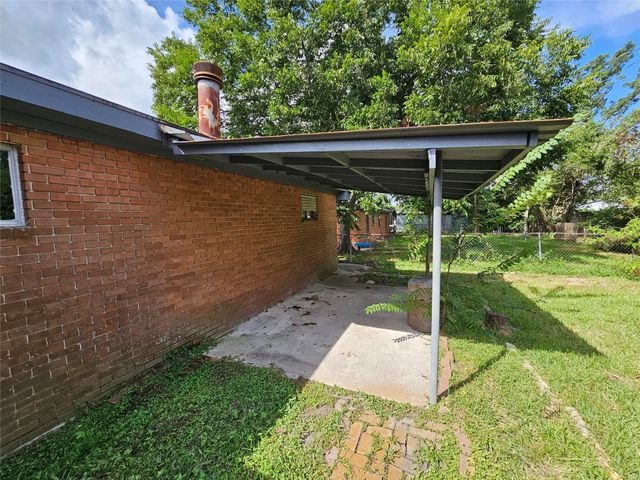 2930 Danforth Drive, Texas City, TX 77590