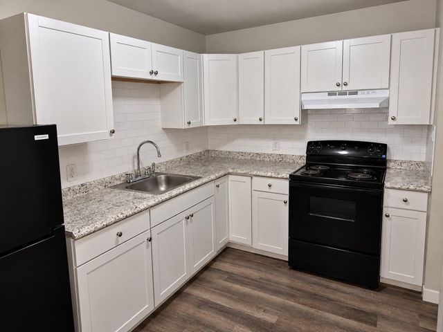 2930 Danforth Drive, Texas City, TX 77590