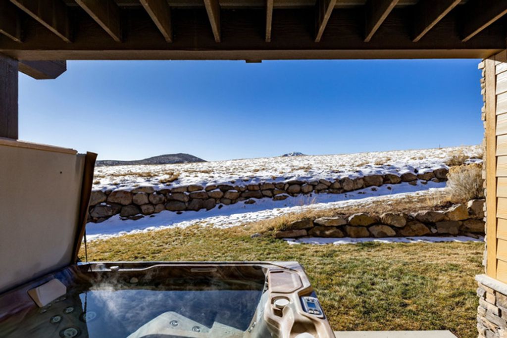 Image 4 of property listing at 1225 W WINTERCRESS TRL #29B, Kamas, UT 84036