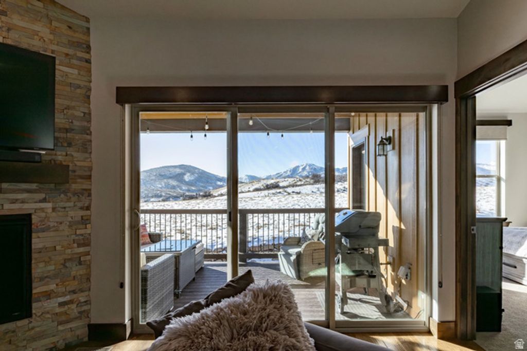 Image 5 of property listing at 1225 W WINTERCRESS TRL #29B, Kamas, UT 84036