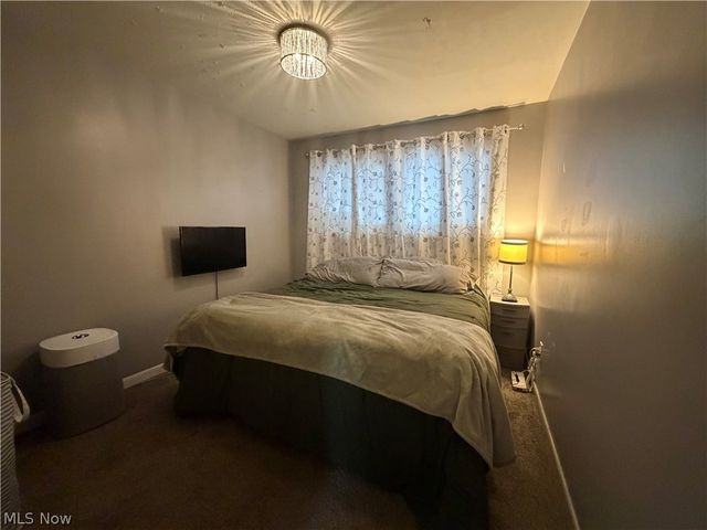 4219 Brockley Avenue, Sheffield Lake, OH 44054