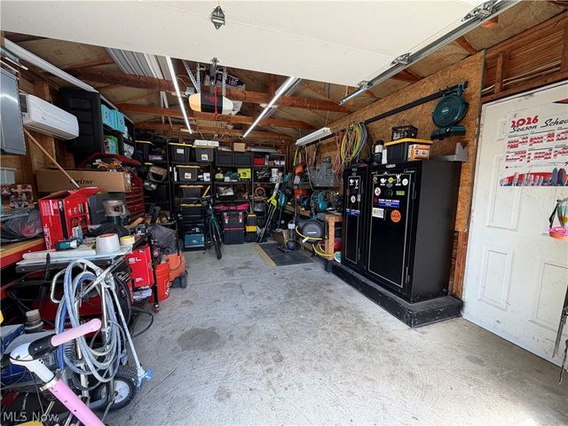4219 Brockley Avenue, Sheffield Lake, OH 44054