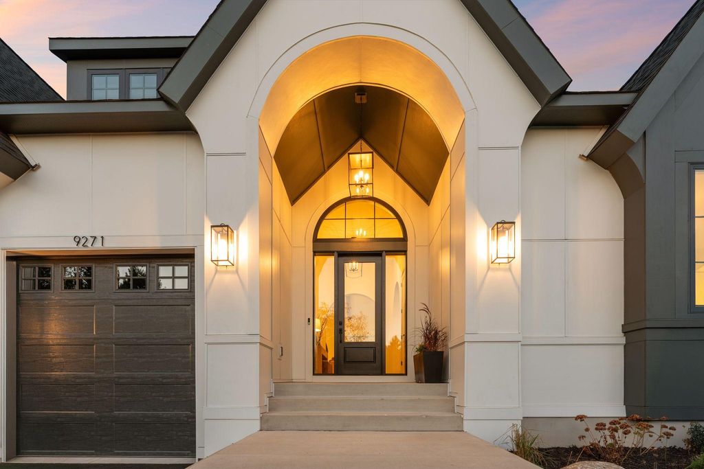 9270 Kiowa Trail, Chanhassen, MN 55317 — photo 4