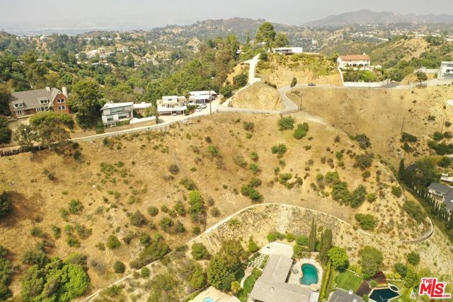 2381 Sunset Plaza Drive, Los Angeles, CA 90069