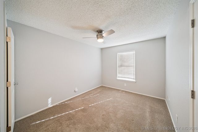 808 W 6th Street, Skiatook, OK 74070