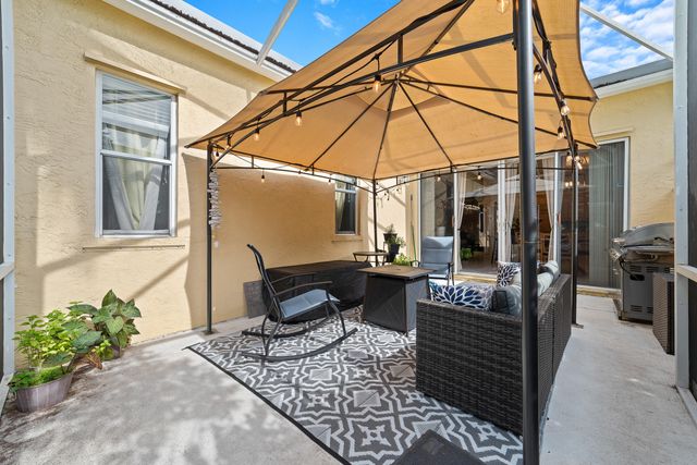 7936 AMBLESIDE Way, Lake Worth, FL 33467
